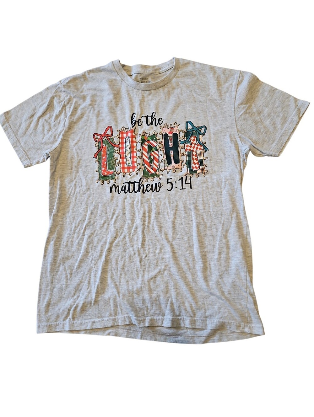 Be The Light Graphic Tee - Gray with Red & Green Accents Size Large Festive